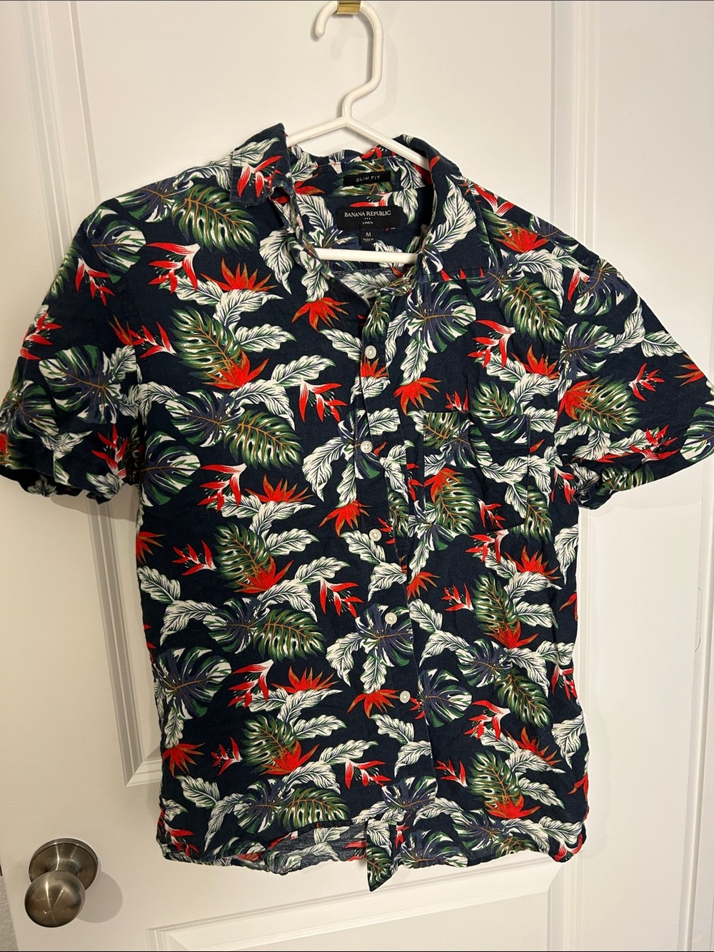 Banana Republic Navy Floral & Leaf Print Short-Sleeve Button-Down Shirt